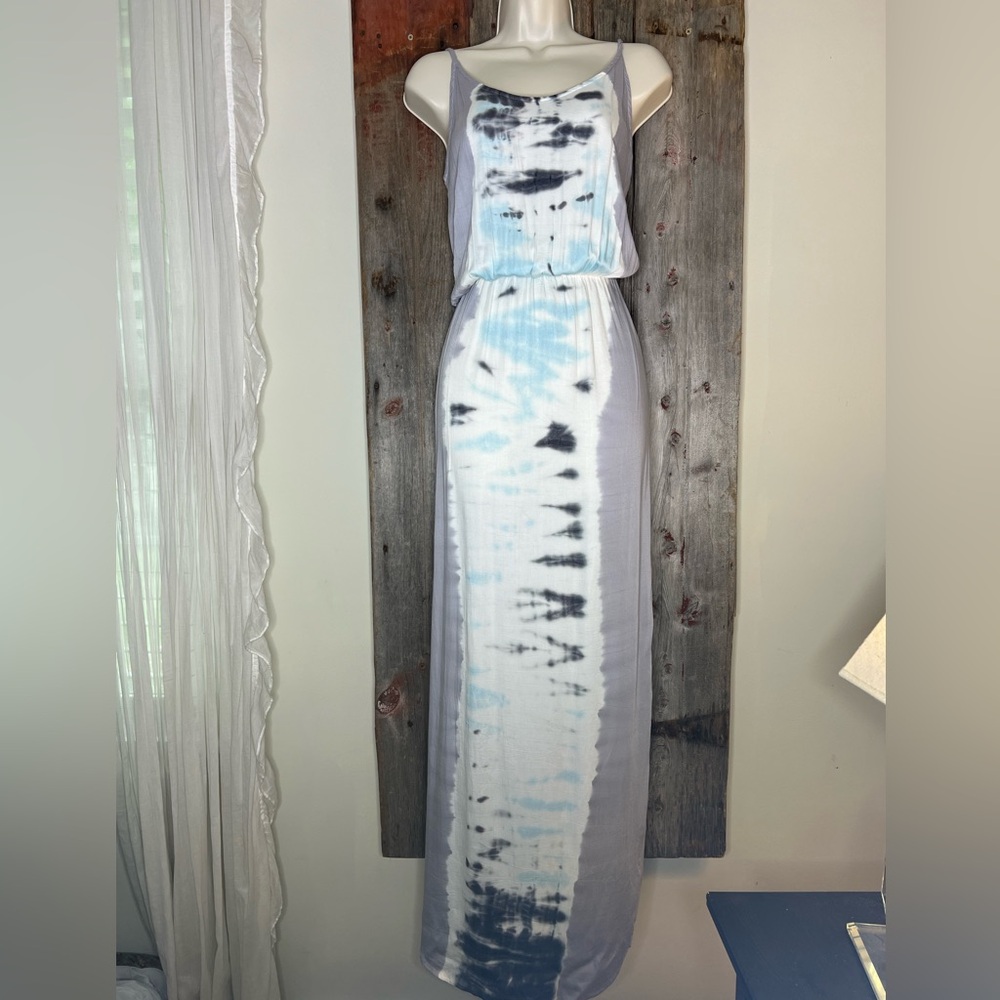 Young Fabulous and Broke Grey Tie Dye Side Slit Maxi Dress Rayon Size Small - Picture 3 of 12